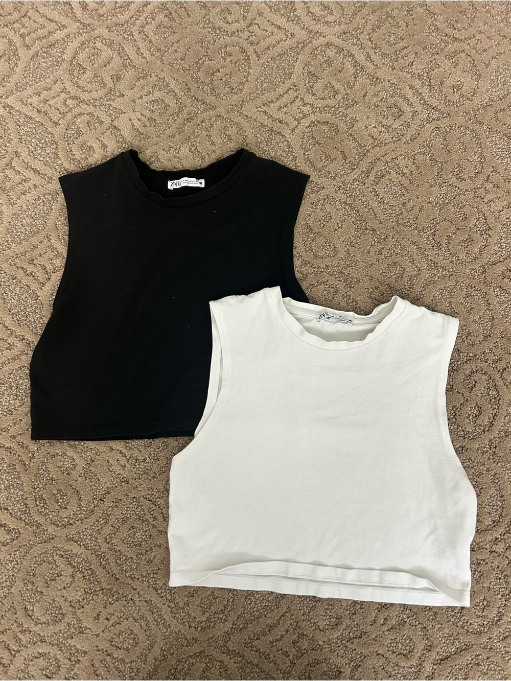 Two-Pack Women’s Zara Cropped Tank Tops